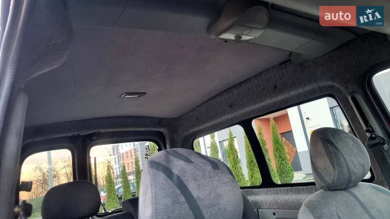 Минивэн Renault Kangoo 2003 в Луцке
