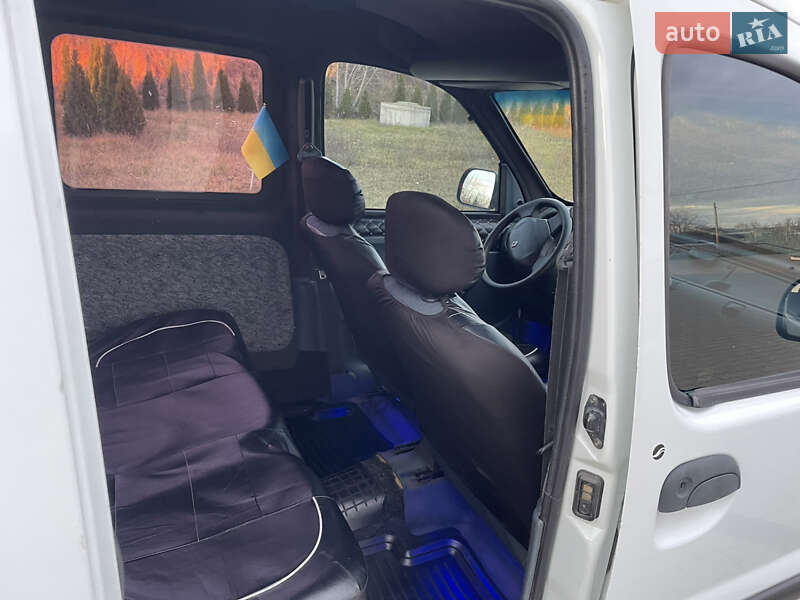 Минивэн Renault Kangoo 1999 в Калиновке