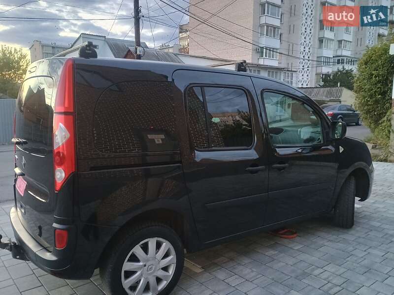 Минивэн Renault Kangoo 2010 в Виннице
