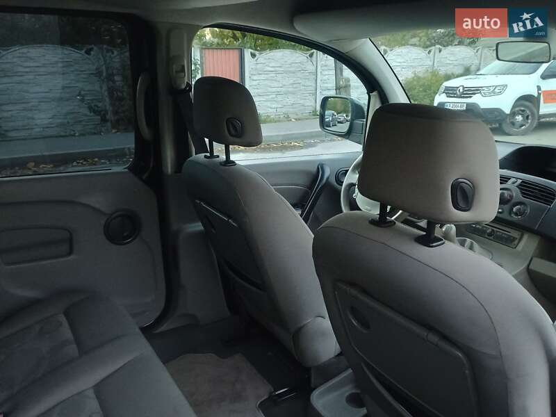 Минивэн Renault Kangoo 2010 в Виннице