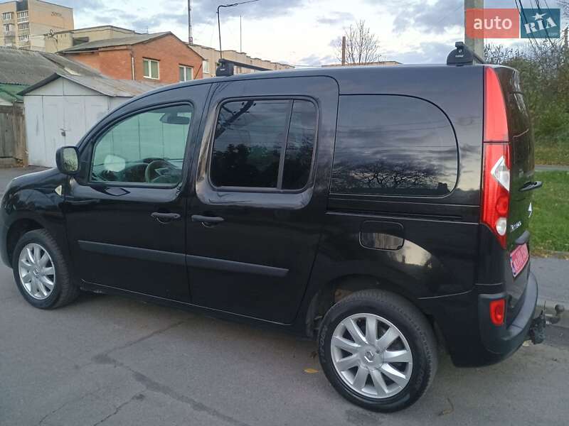 Минивэн Renault Kangoo 2010 в Виннице