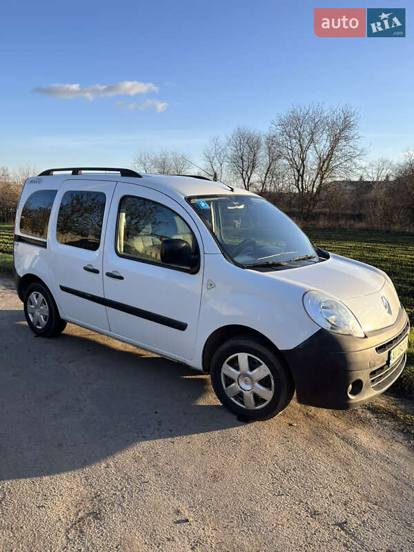 Мінівен Renault Kangoo 2010 в Обухові