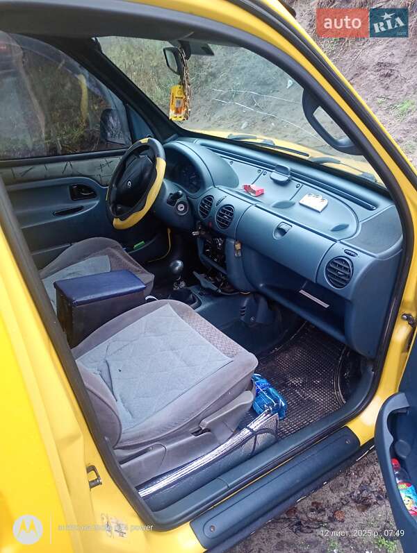 Мінівен Renault Kangoo 2000 в Зміїві