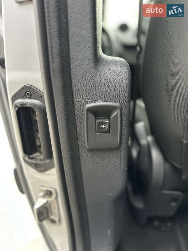 Минивэн Renault Kangoo 2015 в Черновцах