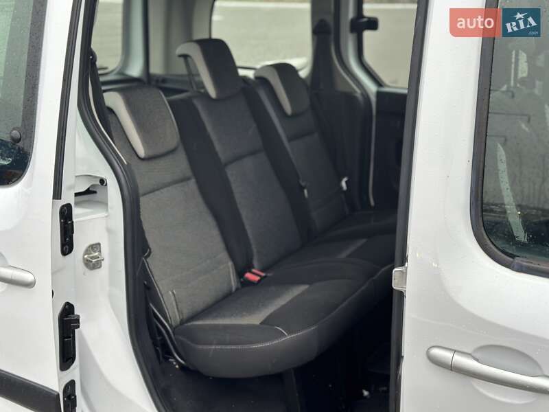 Минивэн Renault Kangoo 2014 в Луцке