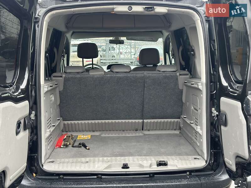 Минивэн Renault Kangoo 2009 в Луцке