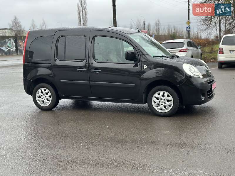 Минивэн Renault Kangoo 2009 в Луцке