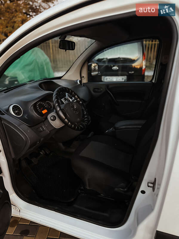 Минивэн Renault Kangoo 2011 в Николаеве