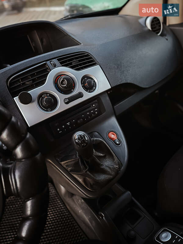 Минивэн Renault Kangoo 2011 в Николаеве