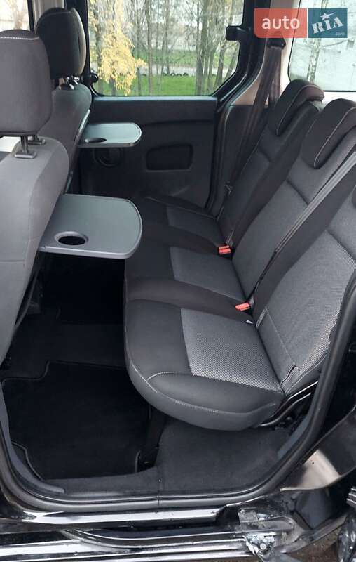 Мінівен Renault Kangoo 2017 в Дніпрі