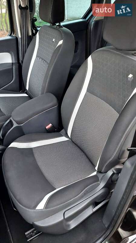 Мінівен Renault Kangoo 2017 в Дніпрі