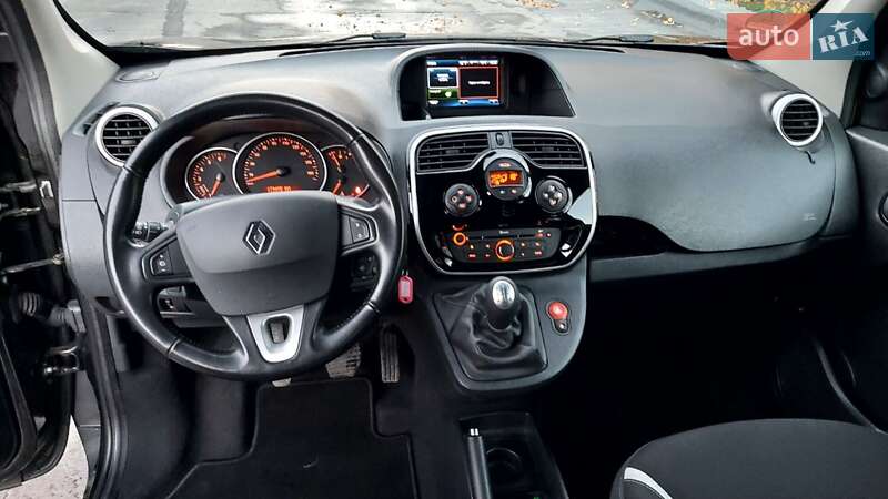 Мінівен Renault Kangoo 2017 в Дніпрі