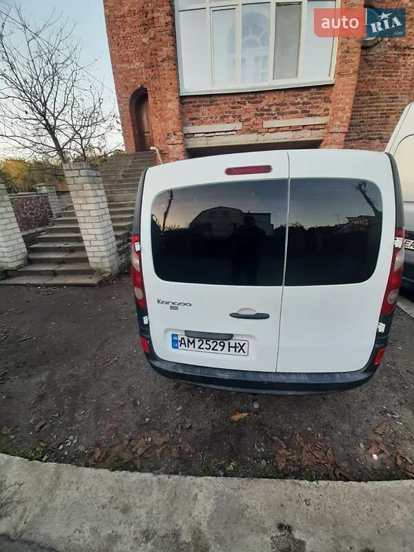 Минивэн Renault Kangoo 2010 в Житомире