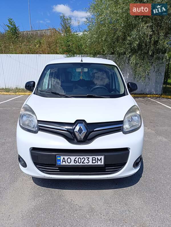Мінівен Renault Kangoo 2014 в Ужгороді