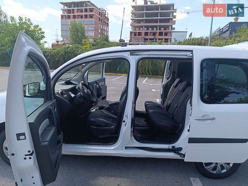 Мінівен Renault Kangoo 2014 в Ужгороді