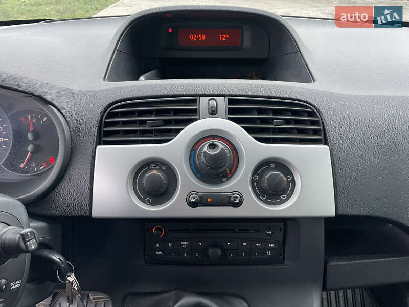 Грузопассажирский фургон Renault Kangoo 2013 в Полтаве