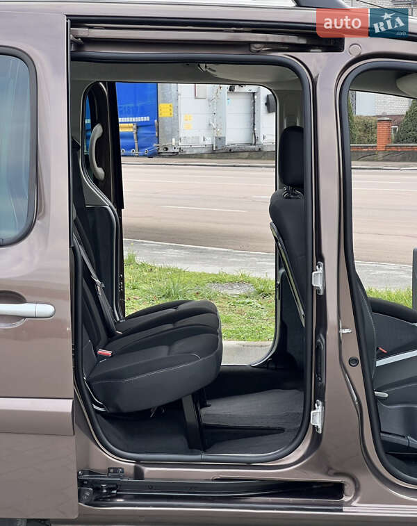 Минивэн Renault Kangoo 2016 в Житомире фото 29 Минивэн Renault Kangoo 2016 в Житомире