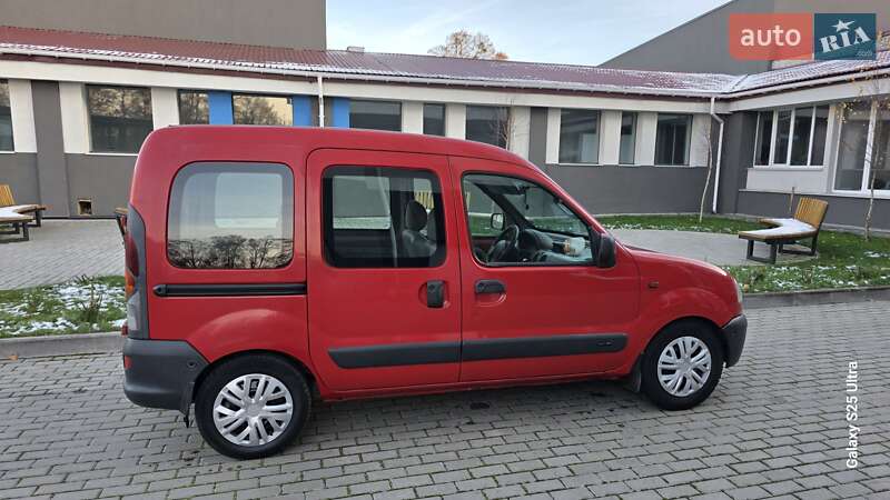 Минивэн Renault Kangoo 2003 в Луцке