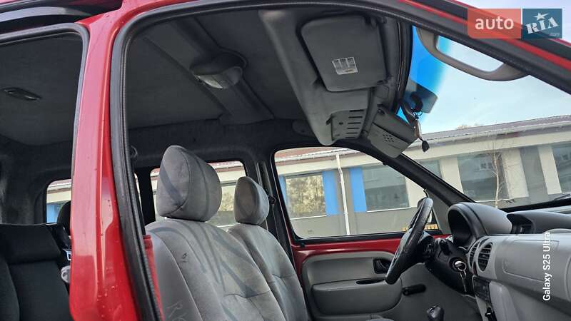 Минивэн Renault Kangoo 2003 в Луцке
