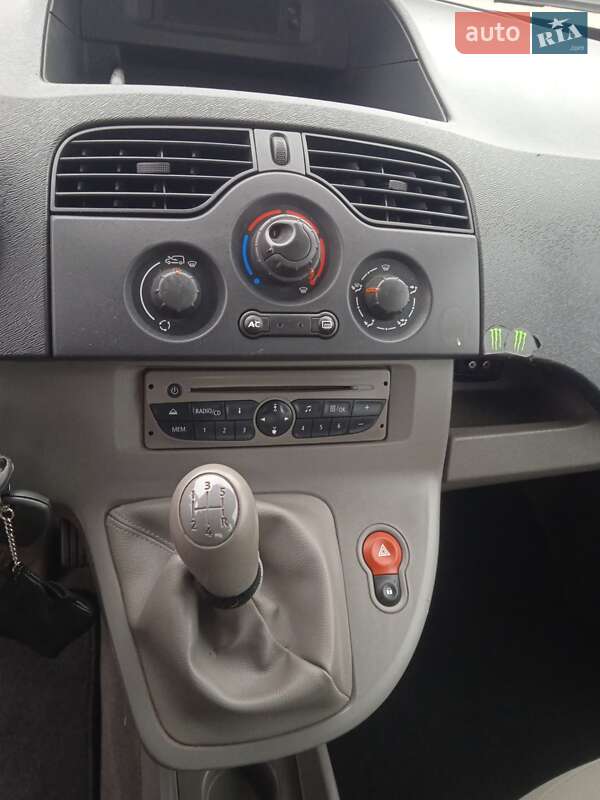 Минивэн Renault Kangoo 2010 в Ровно