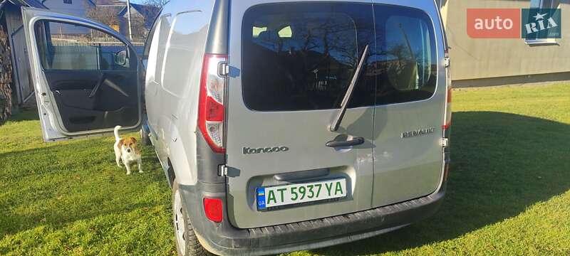 Вантажний фургон Renault Kangoo 2016 в Долині
