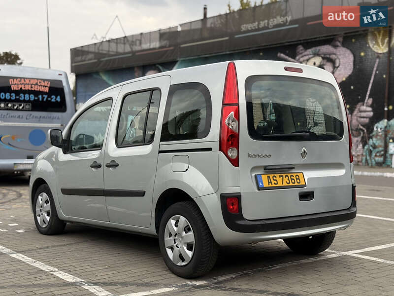Мінівен Renault Kangoo 2009 в Луцьку