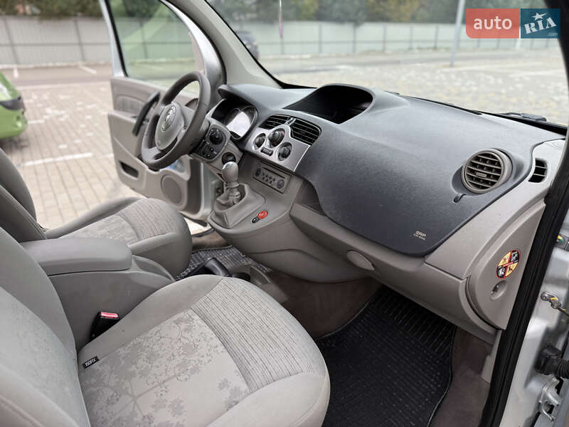 Мінівен Renault Kangoo 2009 в Луцьку