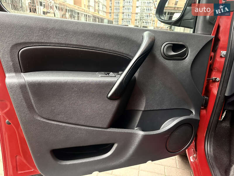 Мінівен Renault Kangoo 2016 в Житомирі