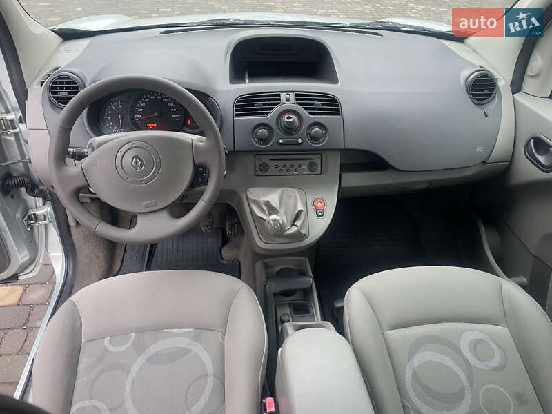 Мінівен Renault Kangoo 2009 в Луцьку