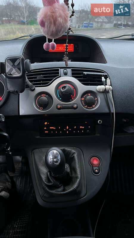 Минивэн Renault Kangoo 2012 в Краснограде фото 12 Минивэн Renault Kangoo 2012 в Краснограде