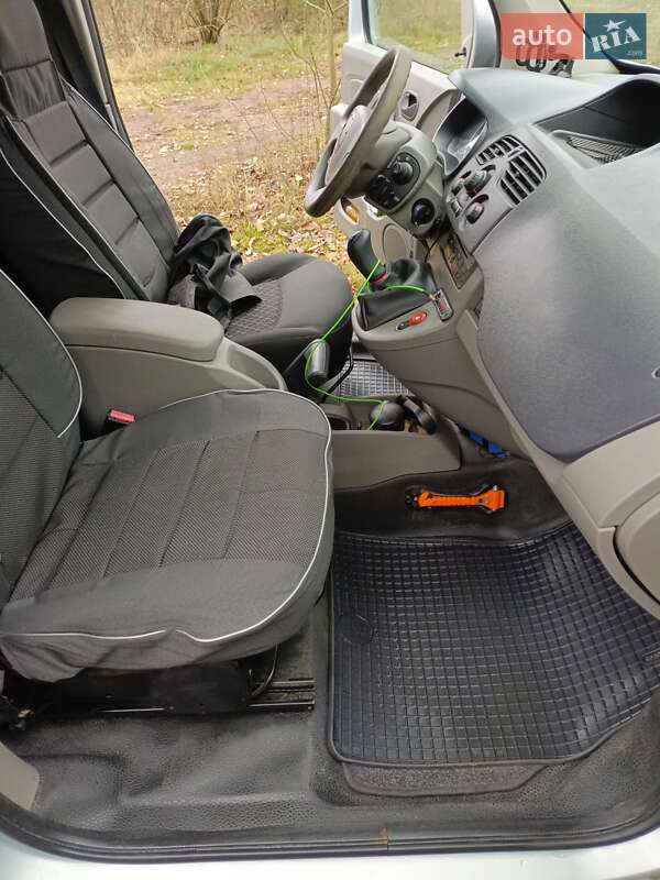 Минивэн Renault Kangoo 2010 в Житомире