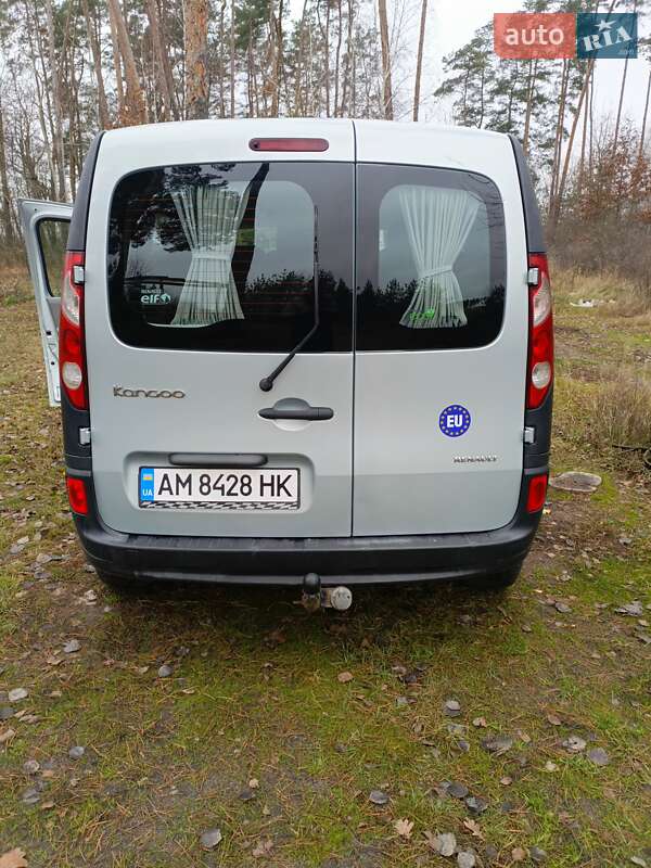 Минивэн Renault Kangoo 2010 в Житомире
