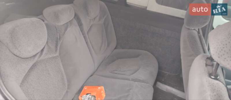 Минивэн Renault Kangoo 2001 в Каменец-Подольском фото 4 Минивэн Renault Kangoo 2001 в Каменец-Подольском