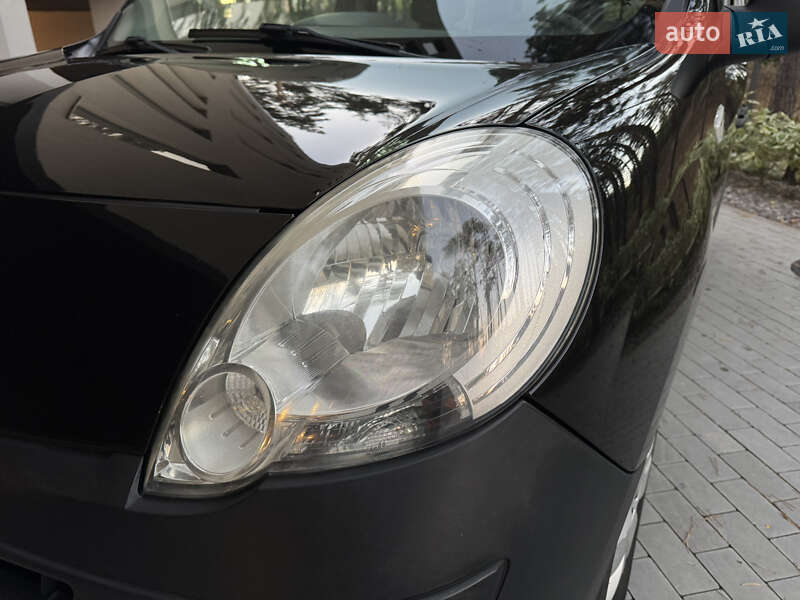 Минивэн Renault Kangoo 2008 в Киеве