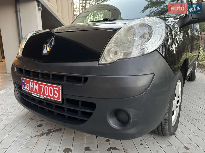 Минивэн Renault Kangoo 2008 в Киеве
