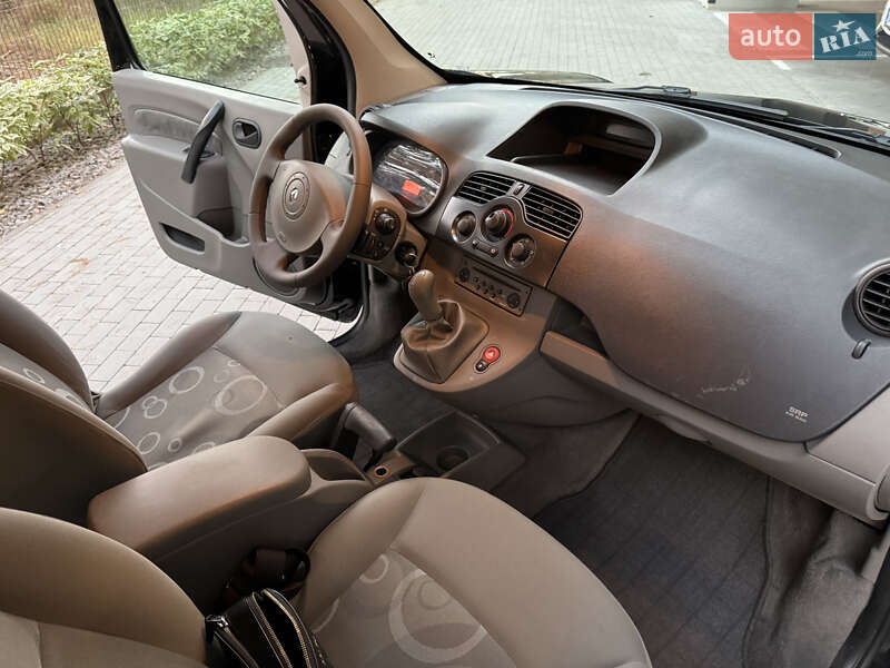 Минивэн Renault Kangoo 2008 в Киеве