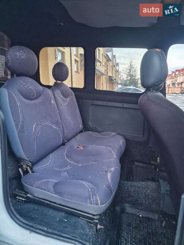 Мінівен Renault Kangoo 1998 в Стрию