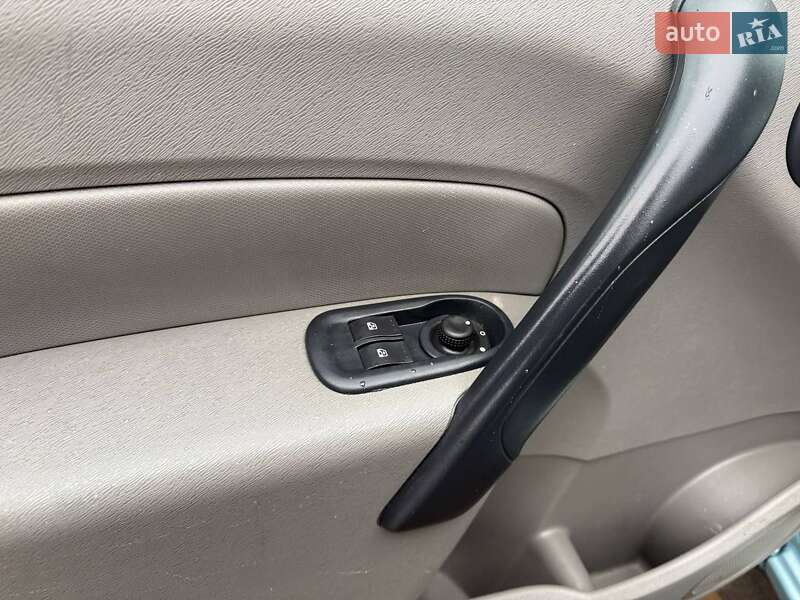 Мінівен Renault Kangoo 2010 в Рівному