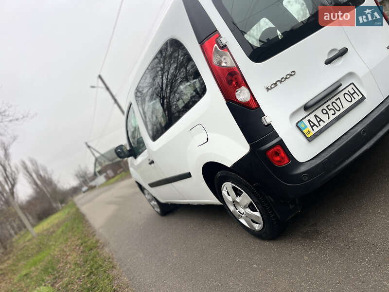 Мінівен Renault Kangoo 2011 в Володимирі фото 11 Мінівен Renault Kangoo 2011 в Володимирі