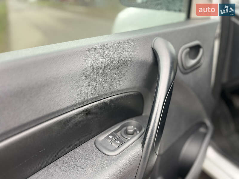 Мінівен Renault Kangoo 2011 в Володимирі фото 21 Мінівен Renault Kangoo 2011 в Володимирі