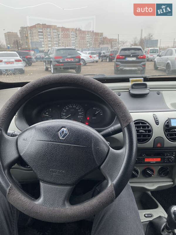 Минивэн Renault Kangoo 2002 в Ровно фото 10 Минивэн Renault Kangoo 2002 в Ровно