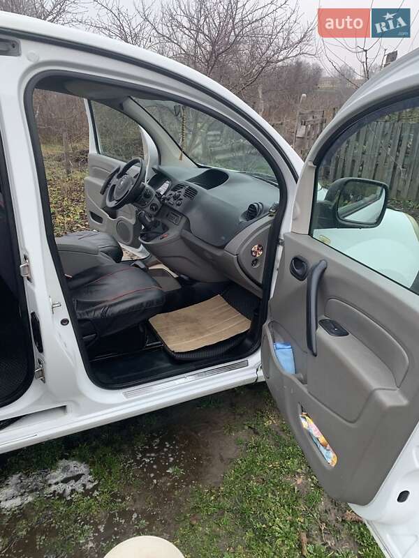 Мінівен Renault Kangoo 2009 в Сумах