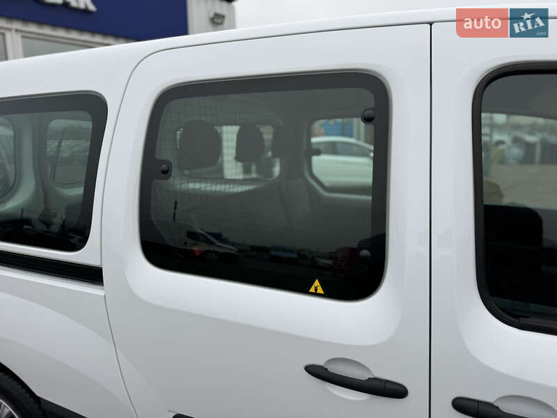 Минивэн Renault Kangoo 2018 в Киеве фото 29 Минивэн Renault Kangoo 2018 в Киеве