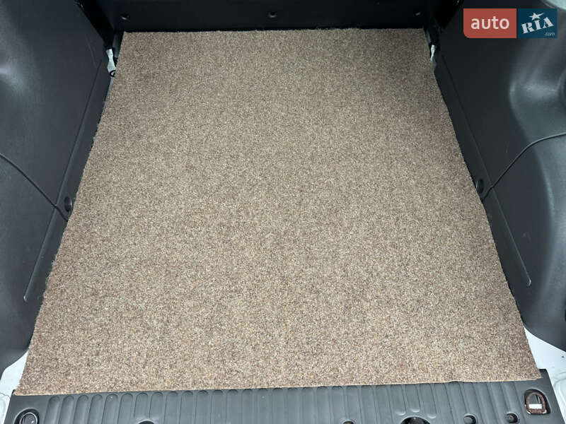 Минивэн Renault Kangoo 2018 в Киеве фото 40 Минивэн Renault Kangoo 2018 в Киеве