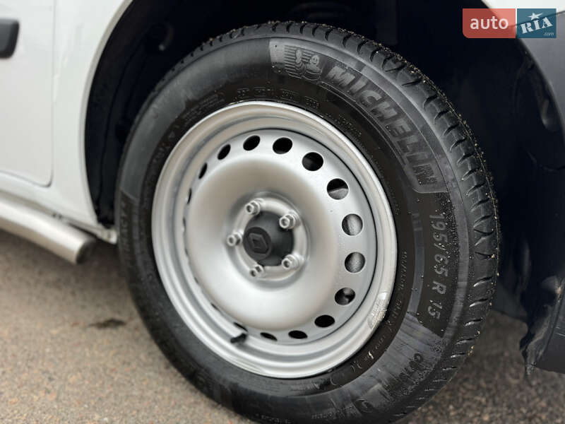 Вантажопасажирський фургон Renault Kangoo 2022 в Києві