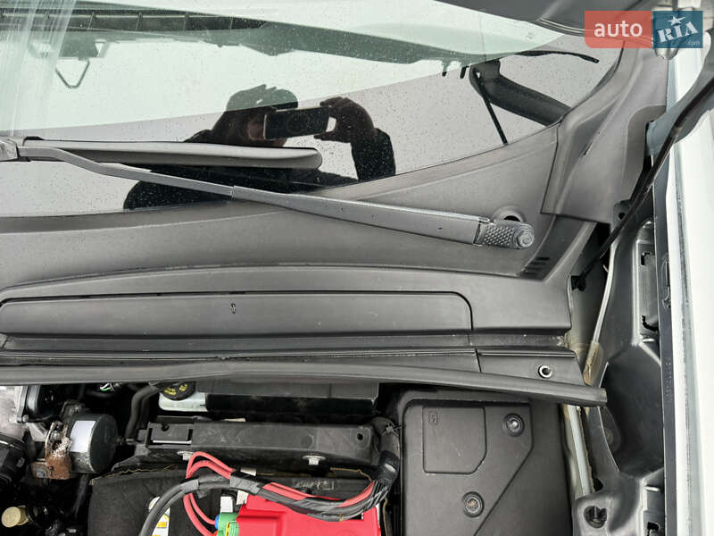 Минивэн Renault Kangoo 2012 в Киеве