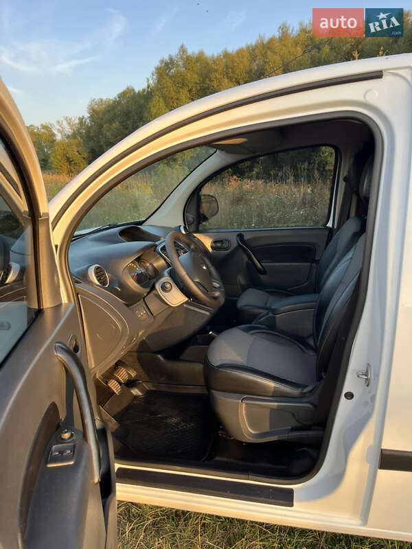 Минивэн Renault Kangoo 2019 в Бердичеве фото 14 Минивэн Renault Kangoo 2019 в Бердичеве