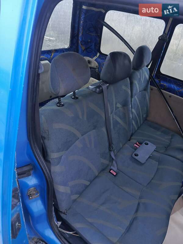 Минивэн Renault Kangoo 2000 в Прилуках фото 4 Минивэн Renault Kangoo 2000 в Прилуках