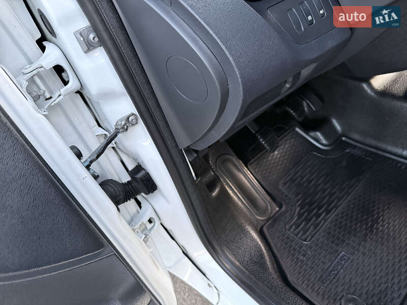 Грузовой фургон Renault Kangoo 2018 в Днепре фото 69 Грузовой фургон Renault Kangoo 2018 в Днепре