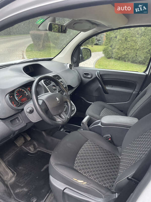 Грузопассажирский фургон Renault Kangoo 2014 в Луцке фото 8 Грузопассажирский фургон Renault Kangoo 2014 в Луцке